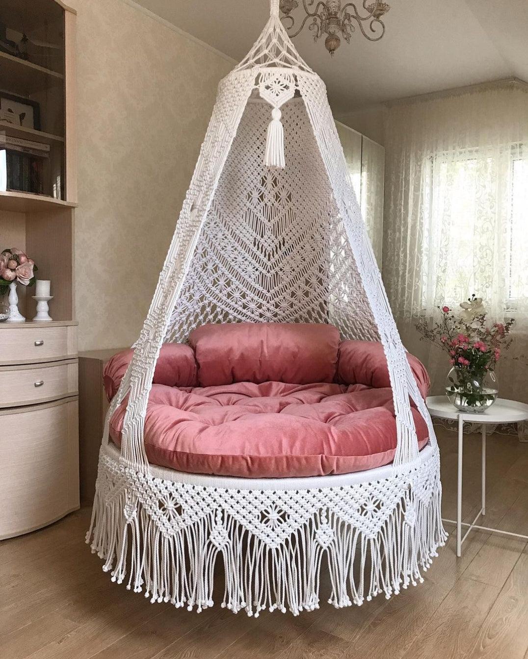 Macrame Swing With Pink Mattress - Leechoo